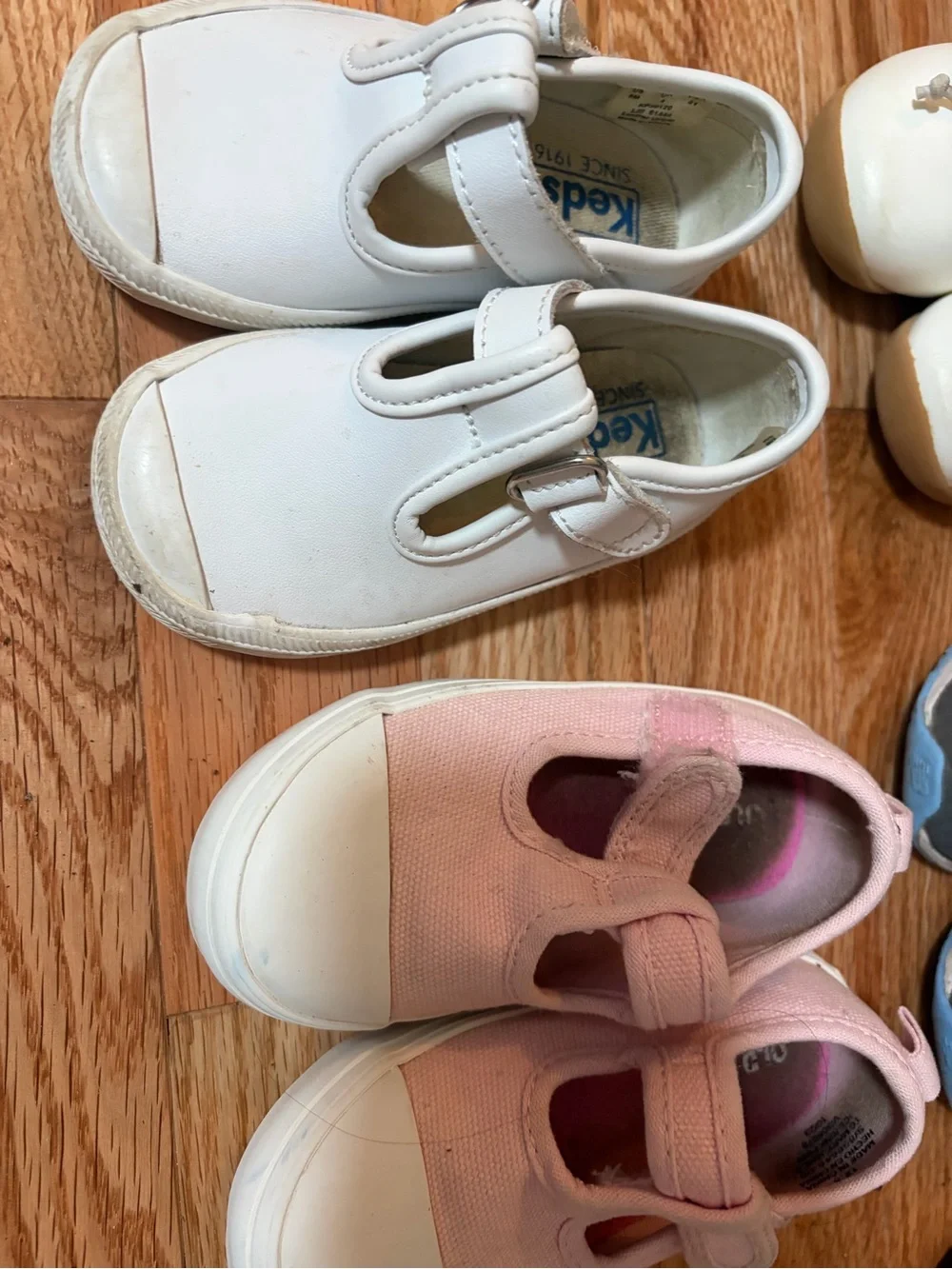 Toddler girls size 5 shoes